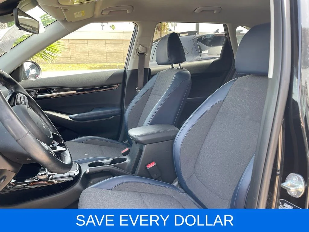 Used 2025 Black Kia S image 13
