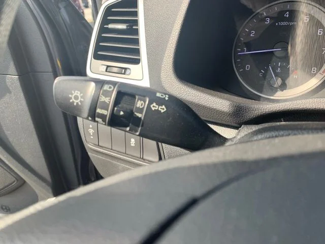 Used 2017 Gray Hyundai SE image 26