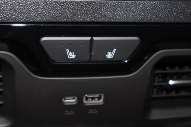 2026 GMC Sierra 1500 AT4 - Photo 17