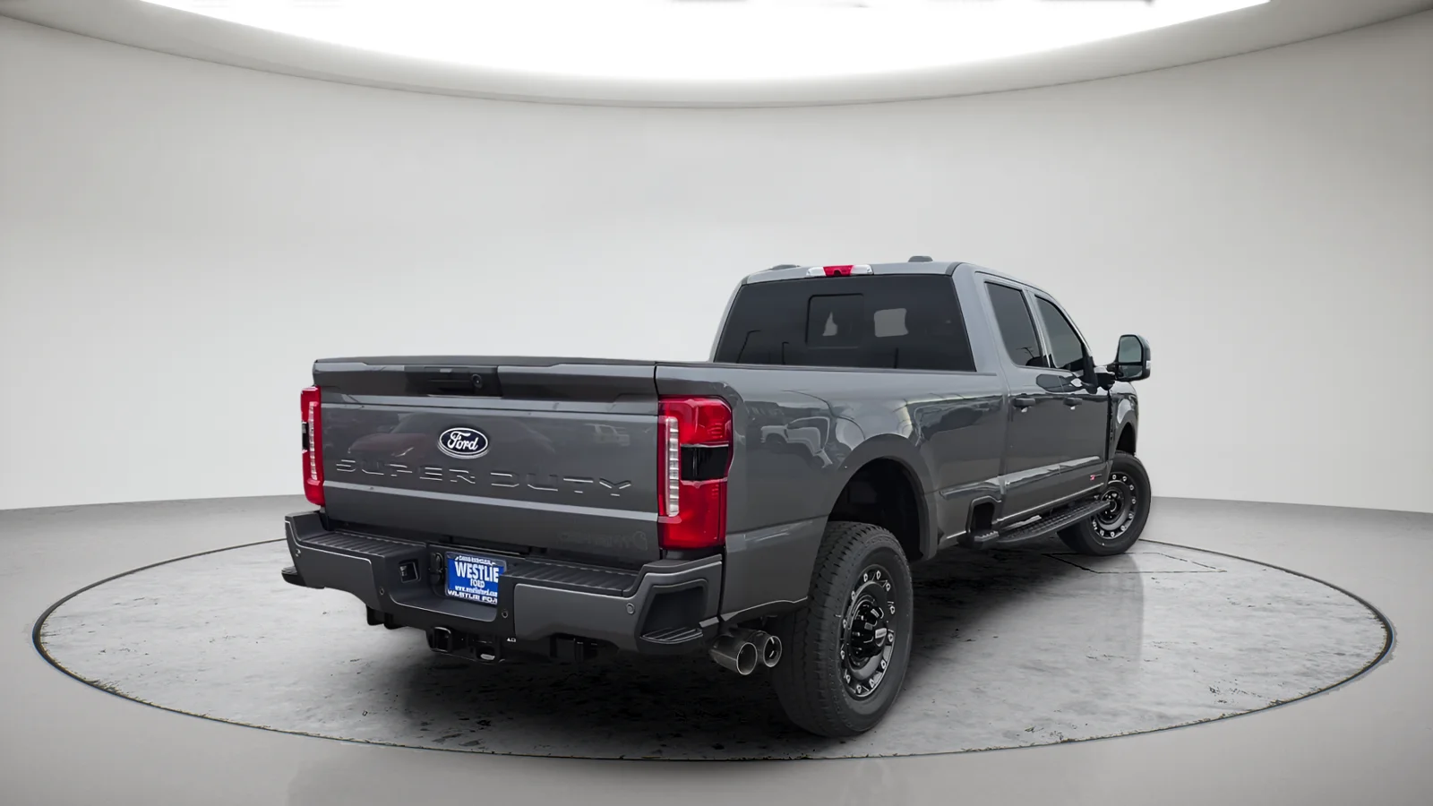 New 2027 Gray Ford XLT image 7