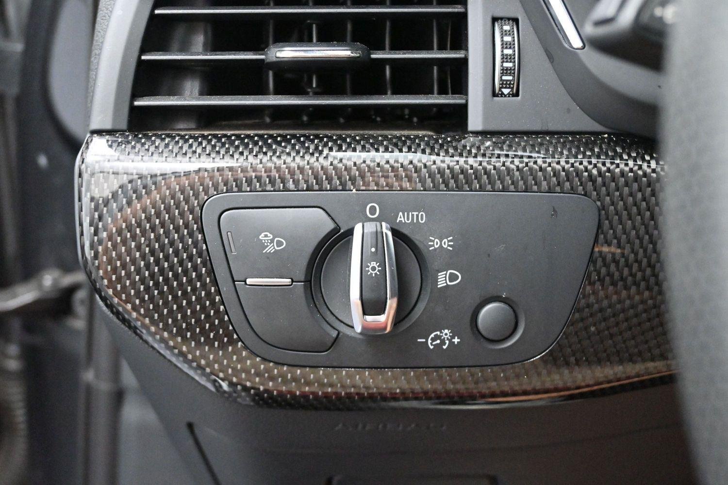 Used 2024 Daytona Gray Pearl Effect Audi Premium Plus image 28