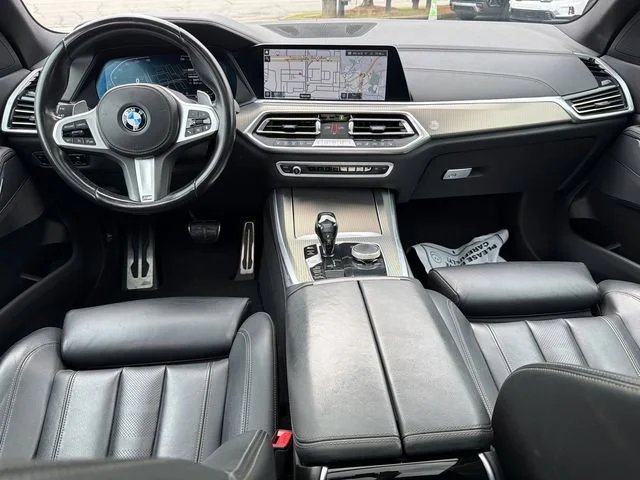 Used 2021 White BMW sDrive40i image 23