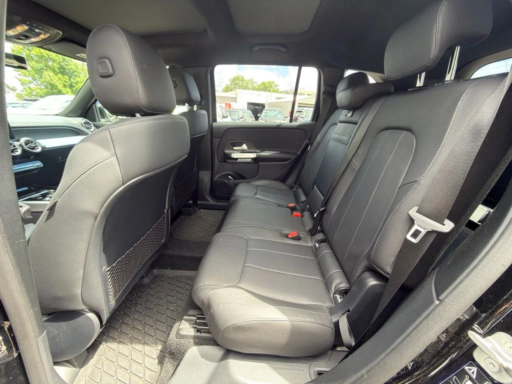 Used 2023 Black Mercedes-Benz GLB 250 image 7