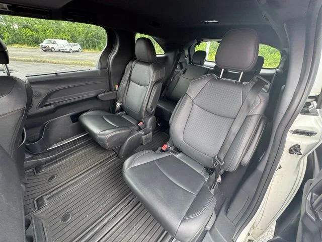 Used 2022 White Toyota XSE image 15