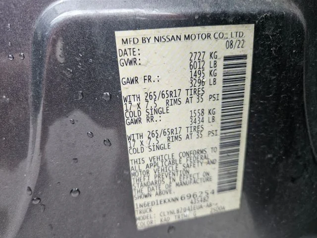 Used 2022 Gray Nissan SV image 29