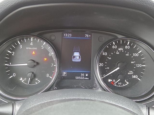 Used 2019 White Nissan S image 18