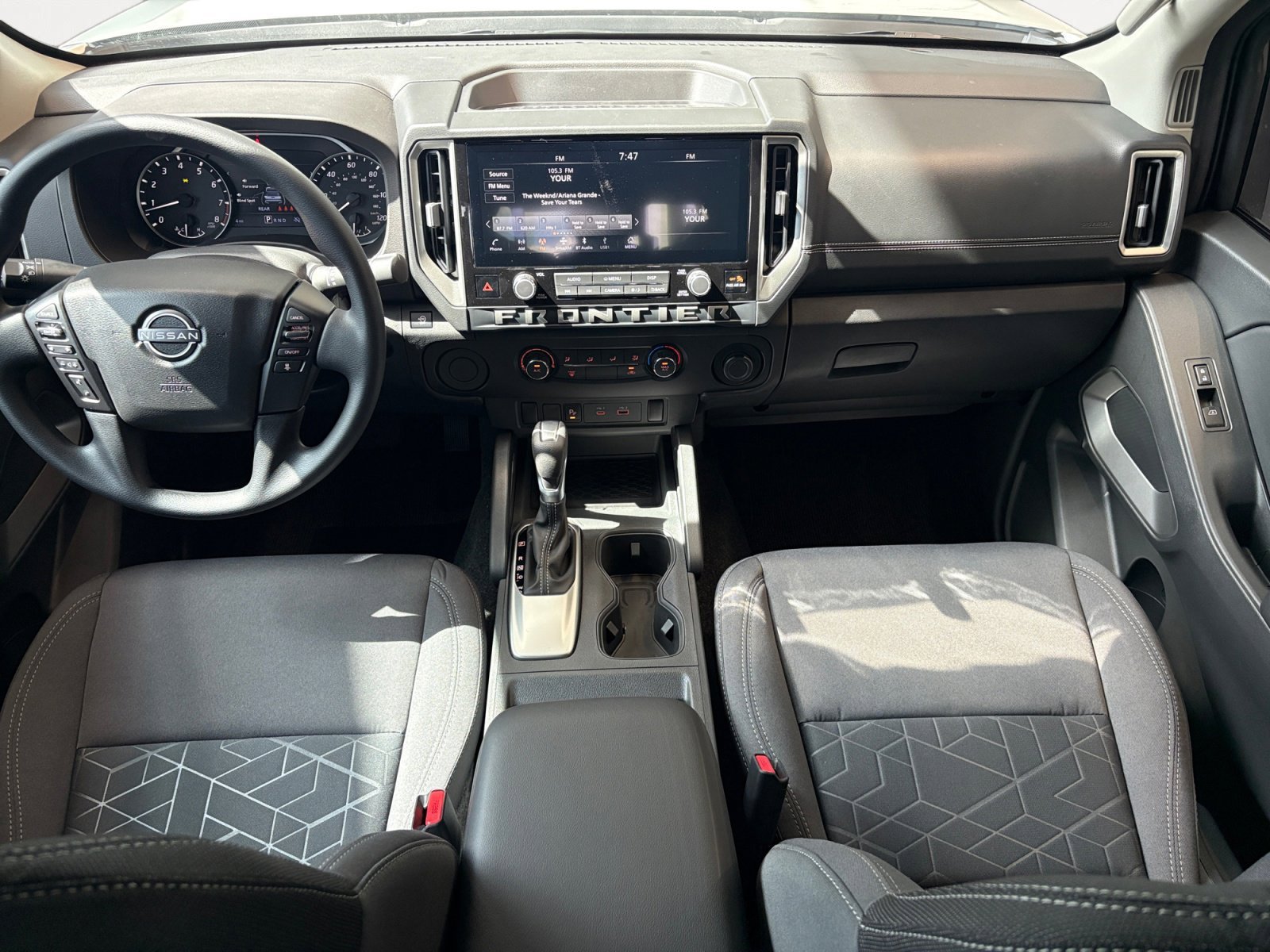 New 2026 Glacier White Nissan SV image 2