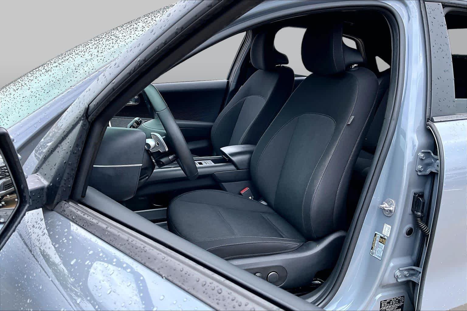 Certified Used 2024 Transmission Blue Hyundai SE image 7