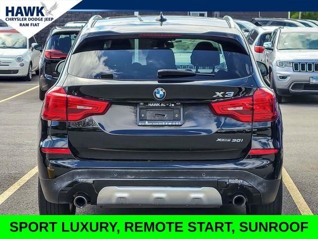 Used 2019 Black BMW xDrive30i image 5