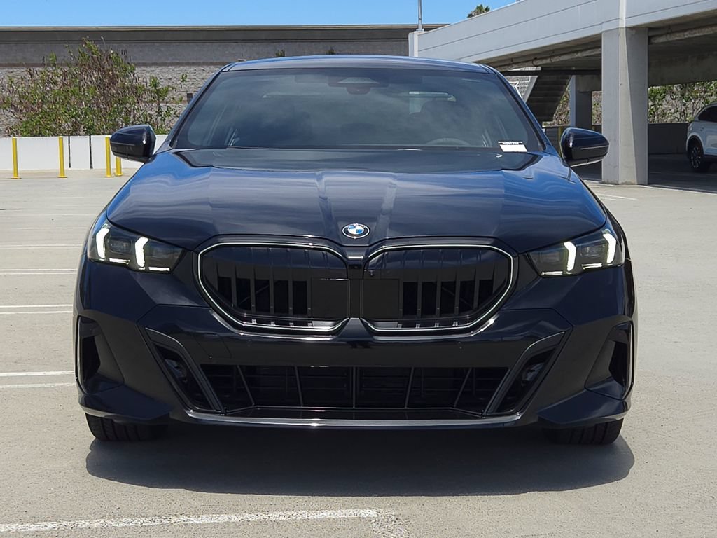 New 2026 Black Sapphire Metallic BMW 530i image 2