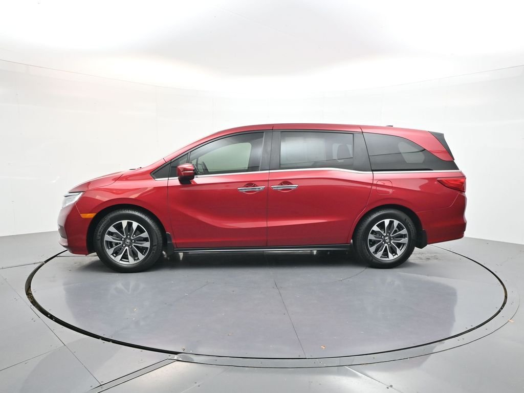 Used 2023 Modern Steel Metallic Honda EX-L image 4
