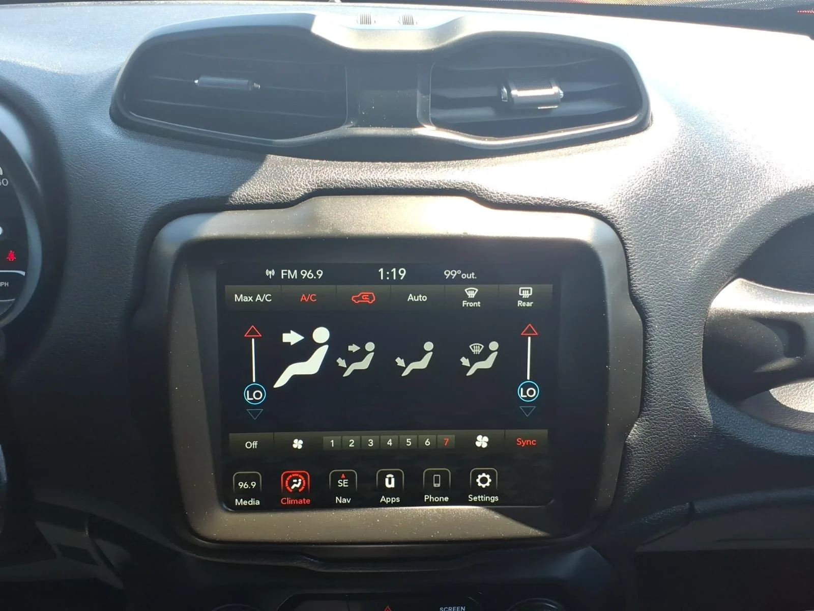Used 2023 Colorado Red Jeep Latitude image 19