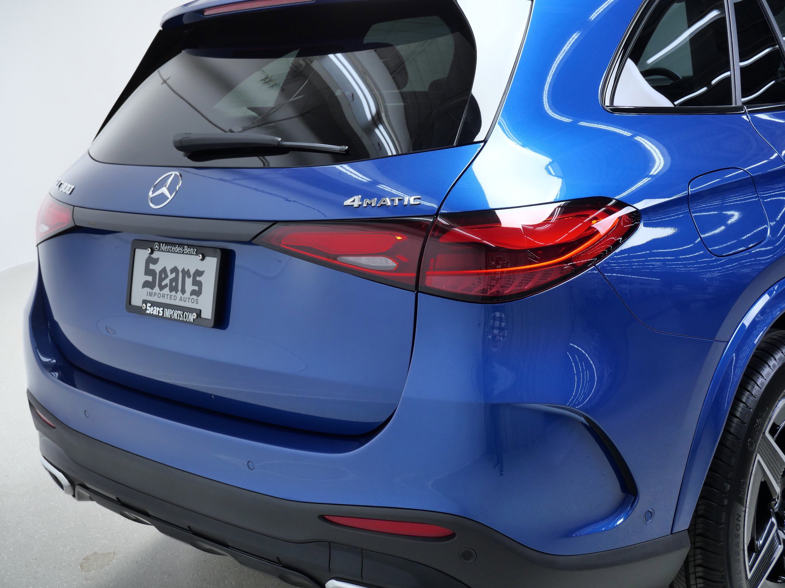 Used 2025 Starling Blue Metallic Mercedes-Benz GLC 300 image 5
