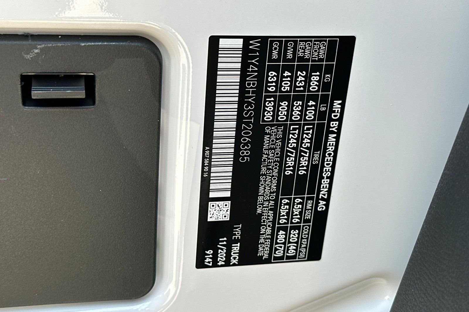 2025 Mercedes-Benz Sprinter Cargo Van Base - Photo 22