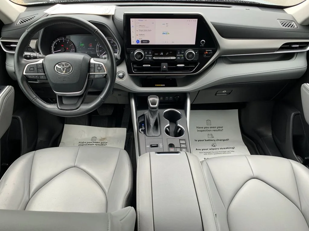 Used 2023 Silver Toyota XLE image 16
