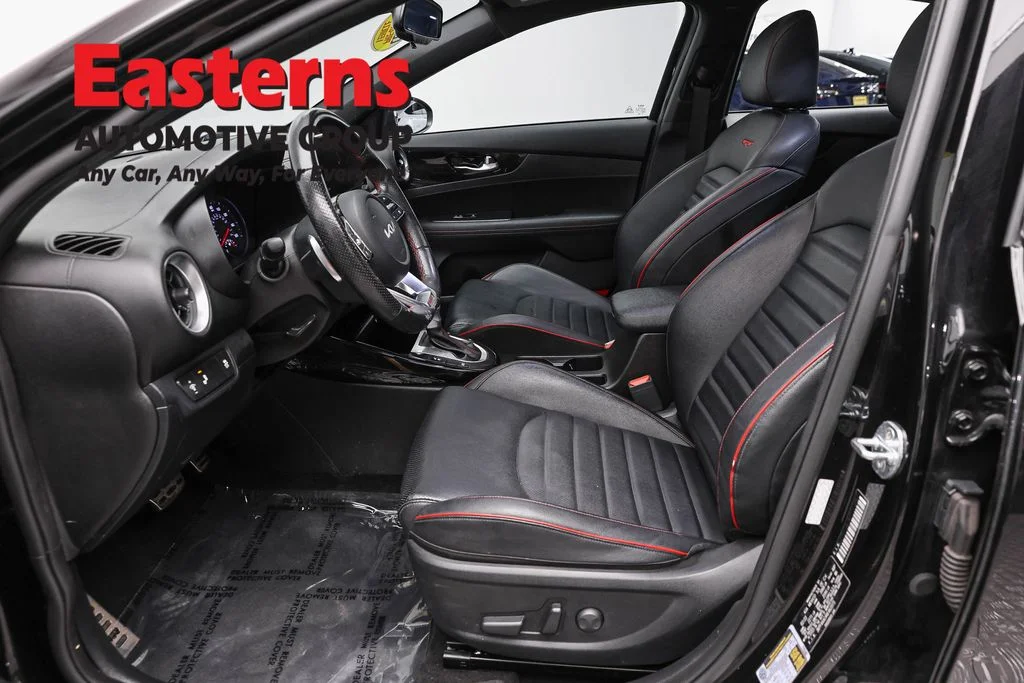 Used 2022 Black Kia GT image 14