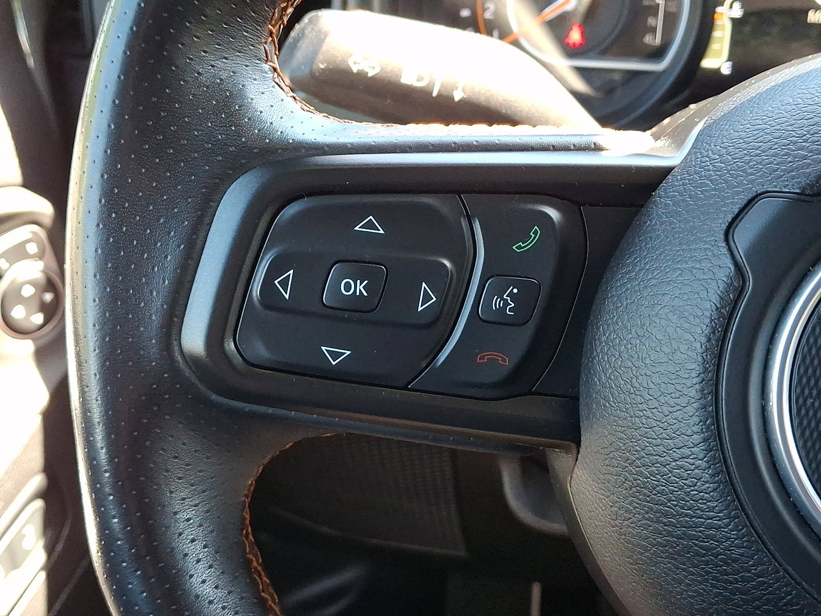Certified Used 2024 Anvil Clear Coat Jeep Mojave X image 22