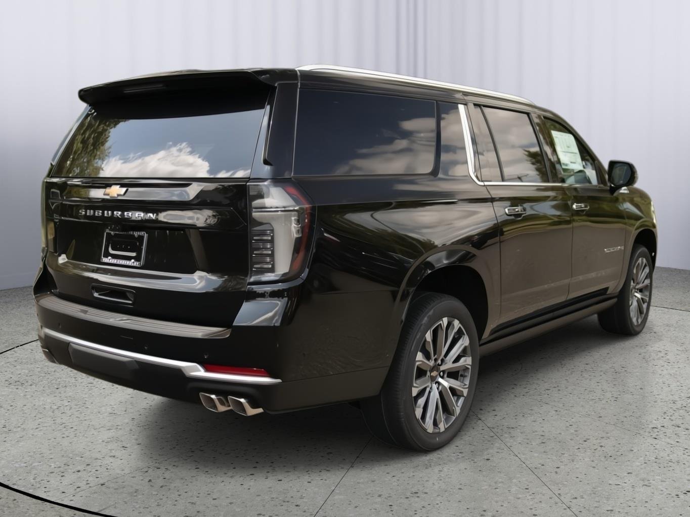 2026 Chevrolet Suburban High Country - Photo 8