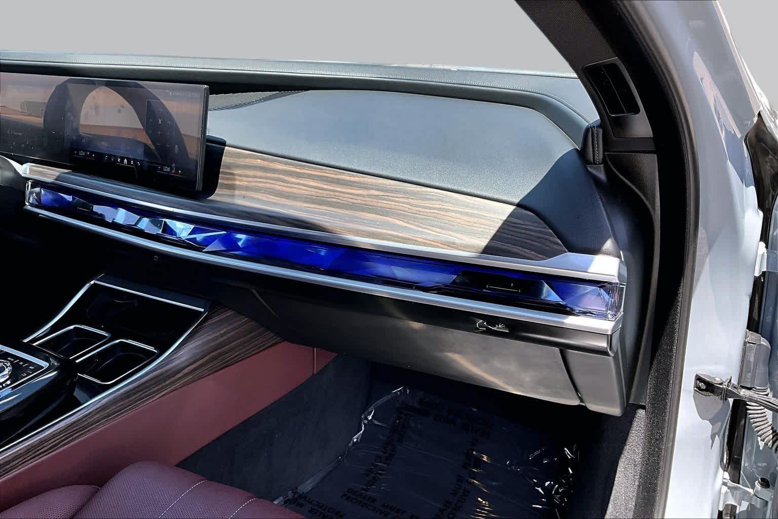 Used 2024 Brooklyn Grey Metallic BMW 760i xDrive image 17