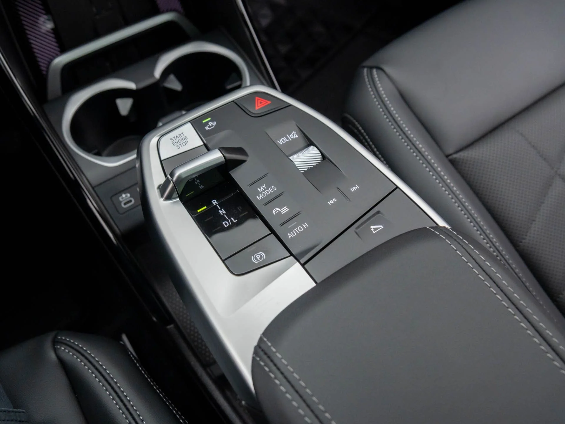 New 2026 Black BMW xDrive28i image 30