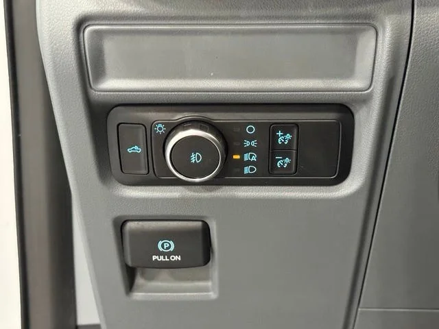 Used 2021 White Ford XLT image 14