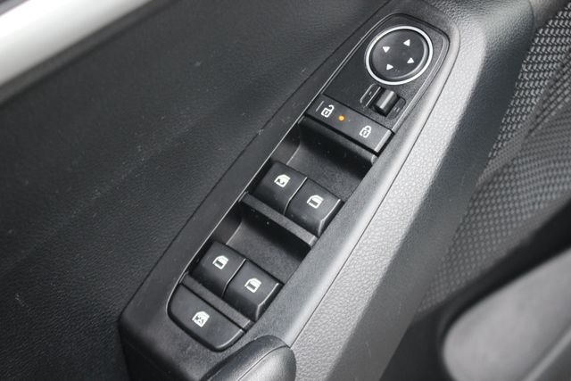 Used 2025 White Kia LX image 18