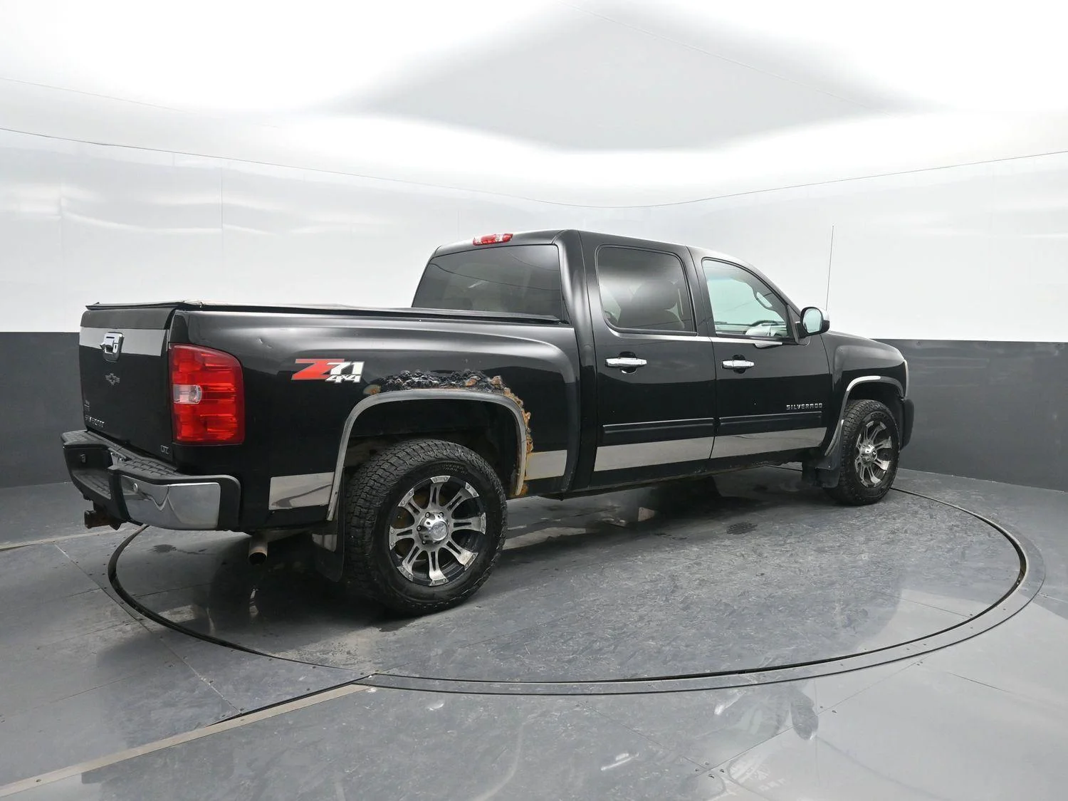 Used 2010 Chevrolet Silverado 1500 LTZ with VIN 3GCRKTE34AG237397 for sale in Charles City, IA