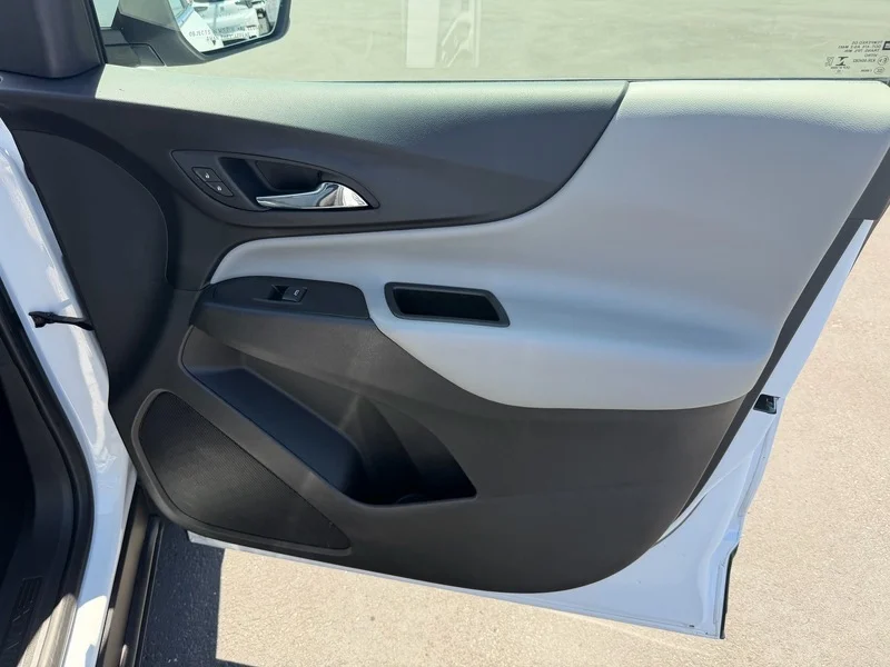 Used 2022 IRIDESCENT PEARL TRICOAT Chevrolet LT image 19