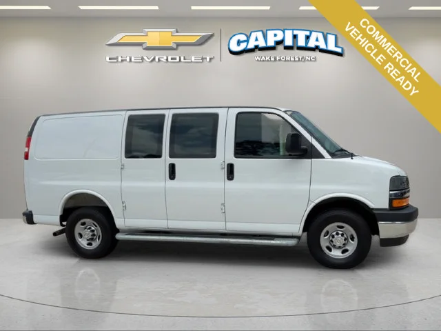 Used 2025 White Chevrolet Work Van image 7
