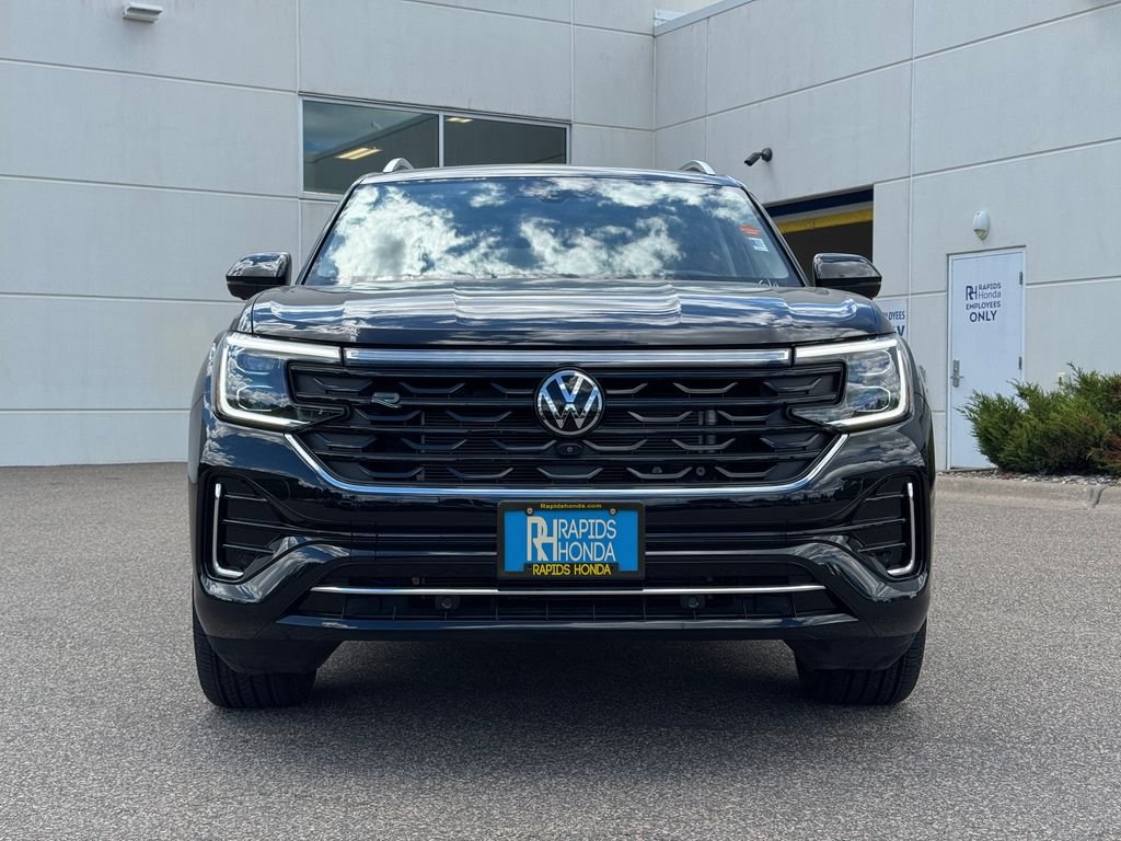 Used 2024 Volkswagen Atlas SEL Premium R-Line with VIN 1V2FR2CA2RC567532 for sale in Coon Rapids, Minnesota