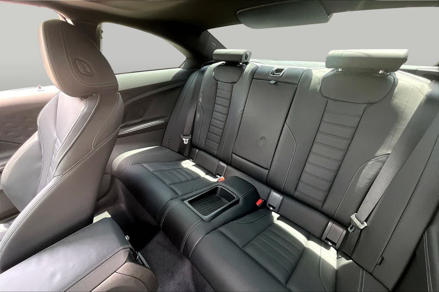 2025 BMW 2 Series 230i - Photo 18