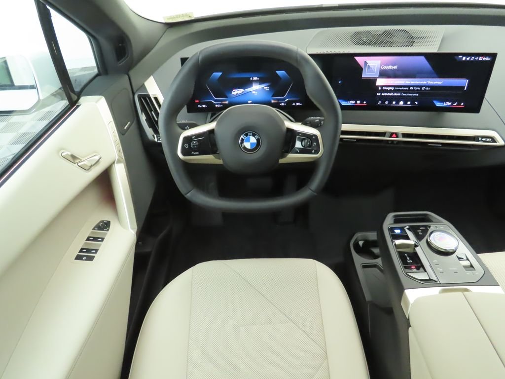 2026 BMW iX 60 - Photo 11