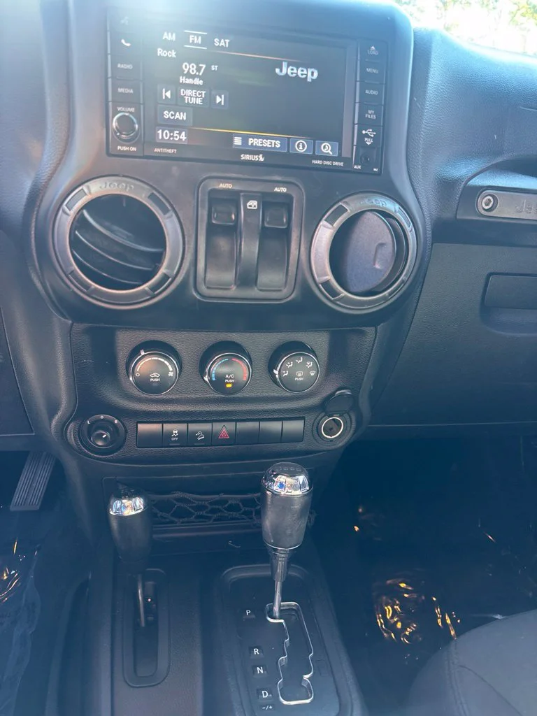 Used 2017 Gray Jeep Sport image 40
