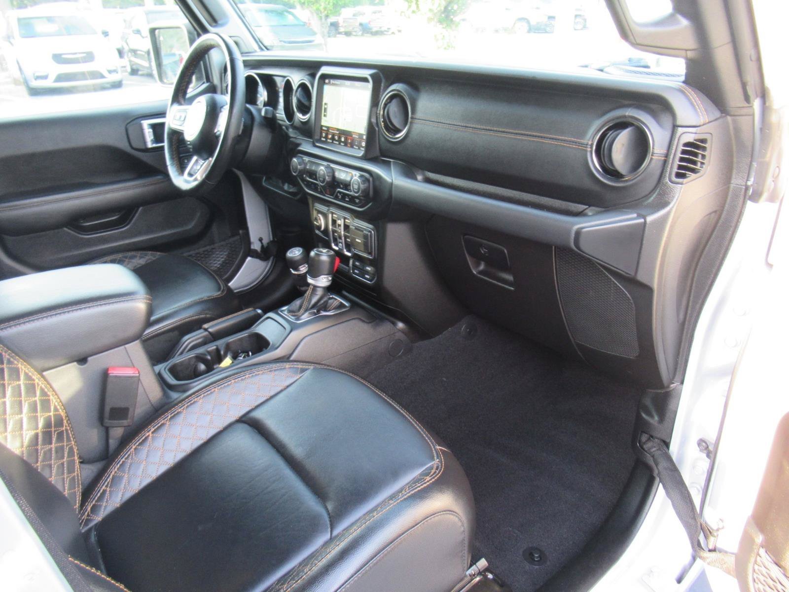 Used 2023 Silver Jeep High Altitude 4xe image 11