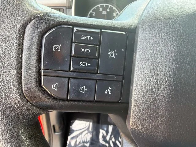 Used 2022 Red Ford XL image 29