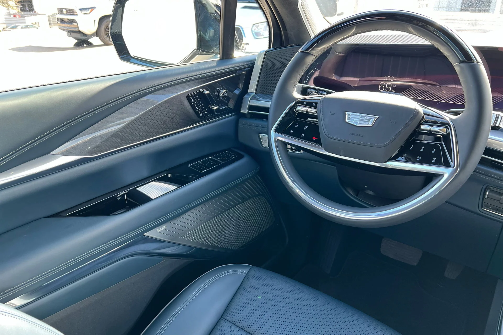 2025 Cadillac Escalade IQ Sport 2 - Photo 11