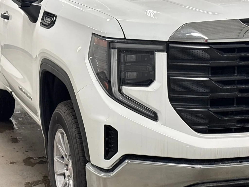 2026 GMC Sierra 1500 Pro - Photo 4