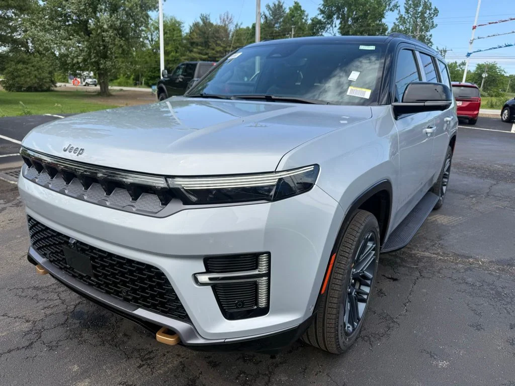 New 2026 Silver Jeep 85th Anniversary Edition image 3