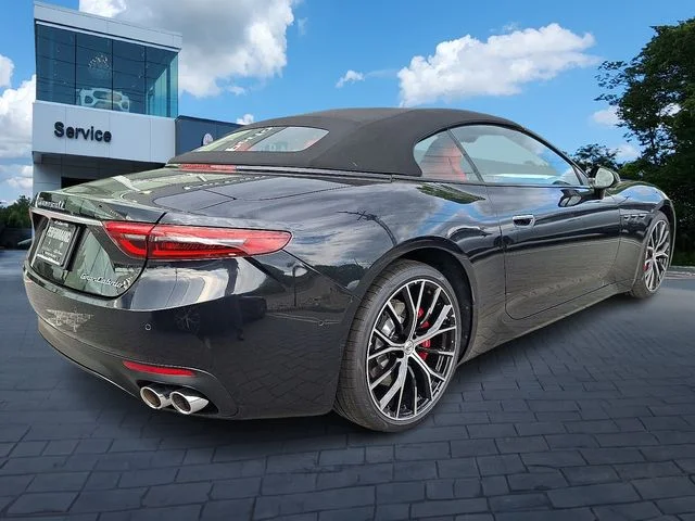 New 2026  Maserati  image 4