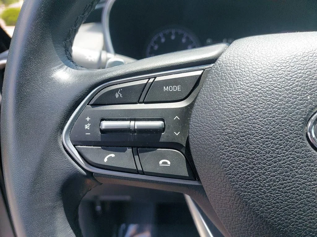 Used 2023 Gray Hyundai SEL image 17