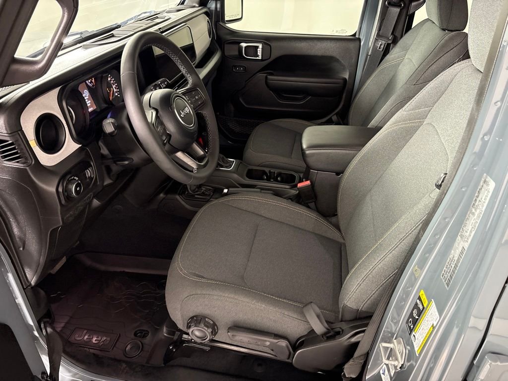 Used 2025 Gray Jeep Sport S image 25