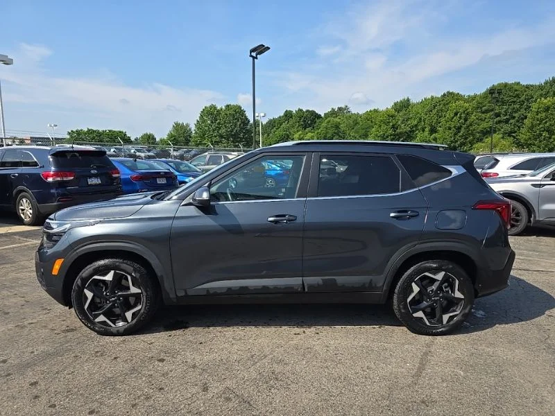 Used 2024 Gray Kia EX image 4