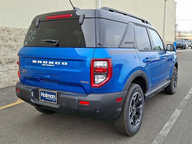 Used 2025 Blue Ford Outer Banks image 5
