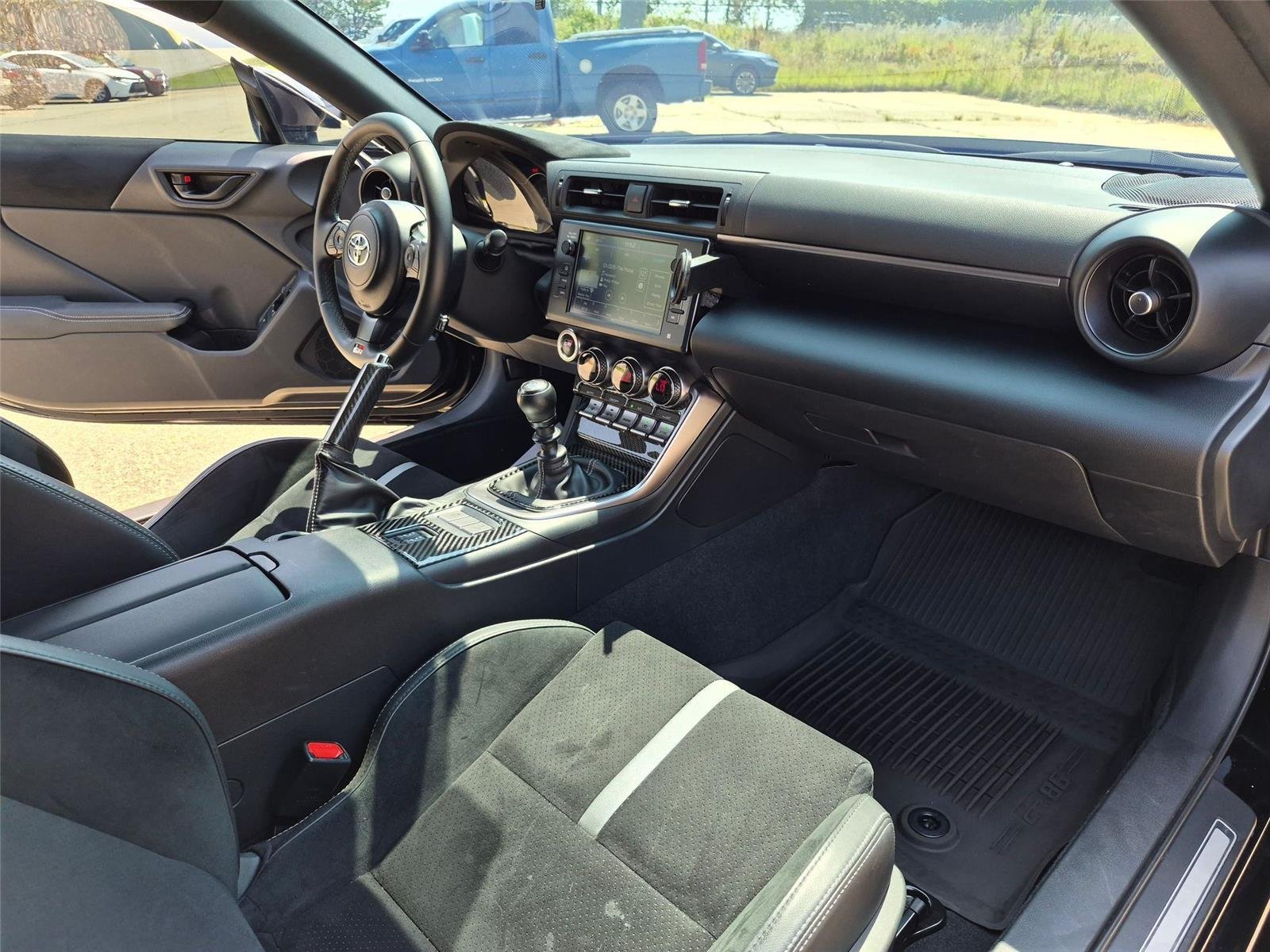 Used 2023 Raven Toyota Premium image 29