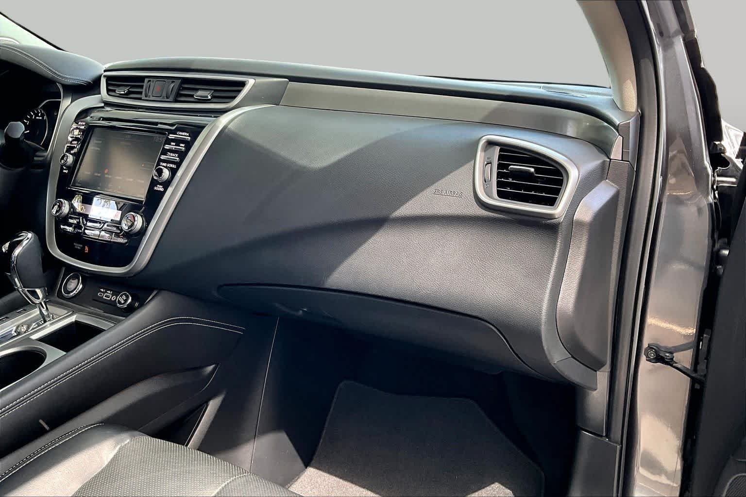 Certified Used 2020 Gun Metallic Nissan SL image 19