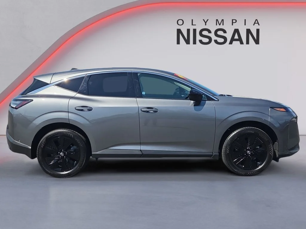 Used 2025 Gray Nissan SV image 7