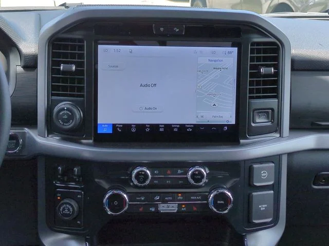 New 2026 Oxford White Ford XLT image 18