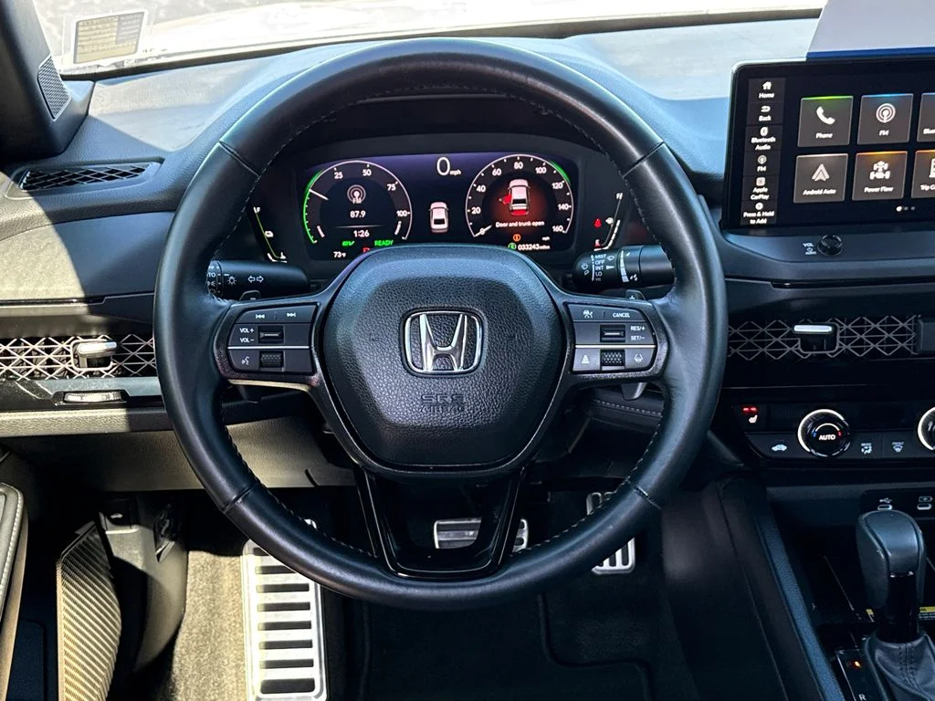 Used 2025 White Honda Sport-L image 23