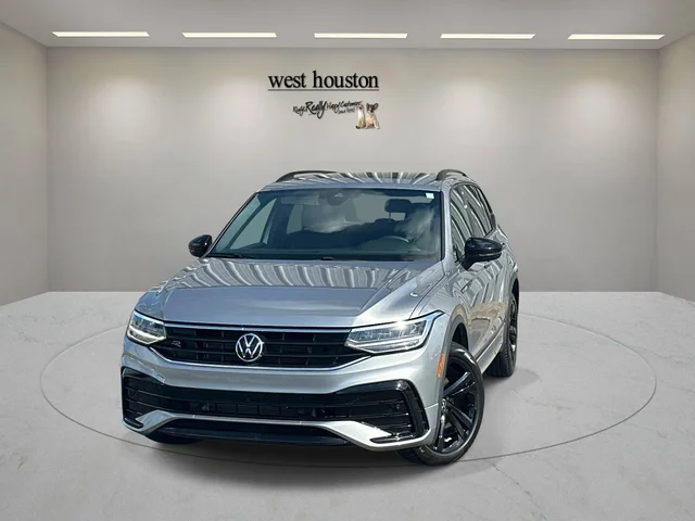 2023 Volkswagen Tiguan SE R-Line Black