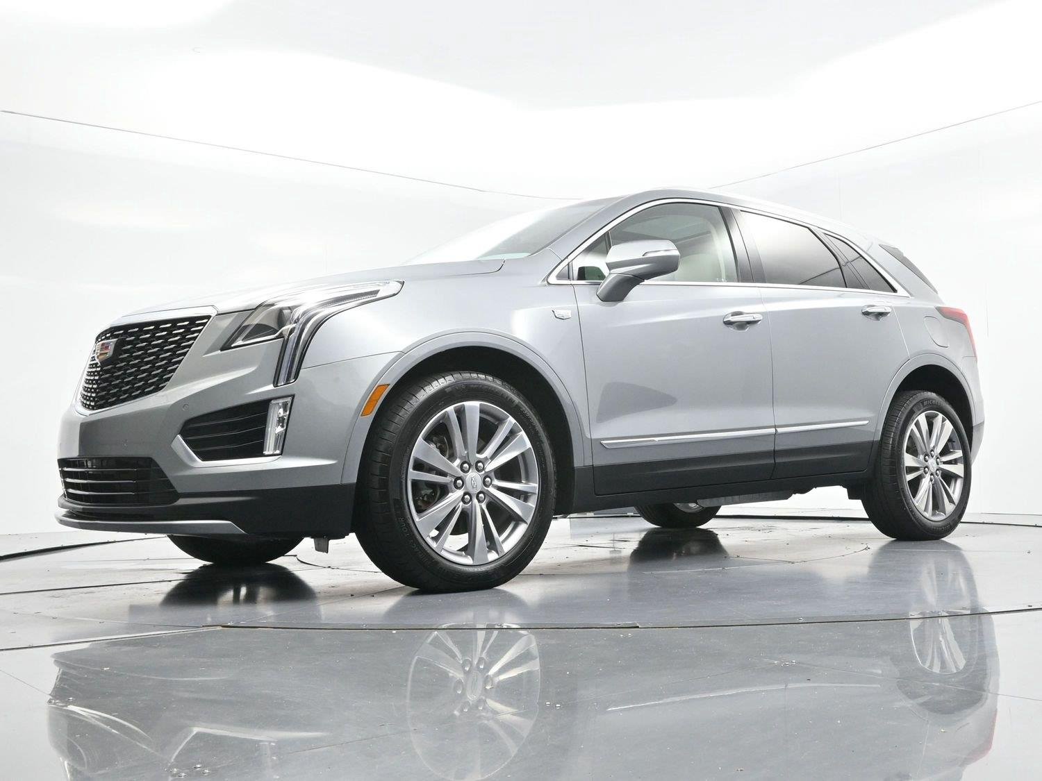 Used 2024 Argent Silver Metallic Cadillac Premium Luxury image 45